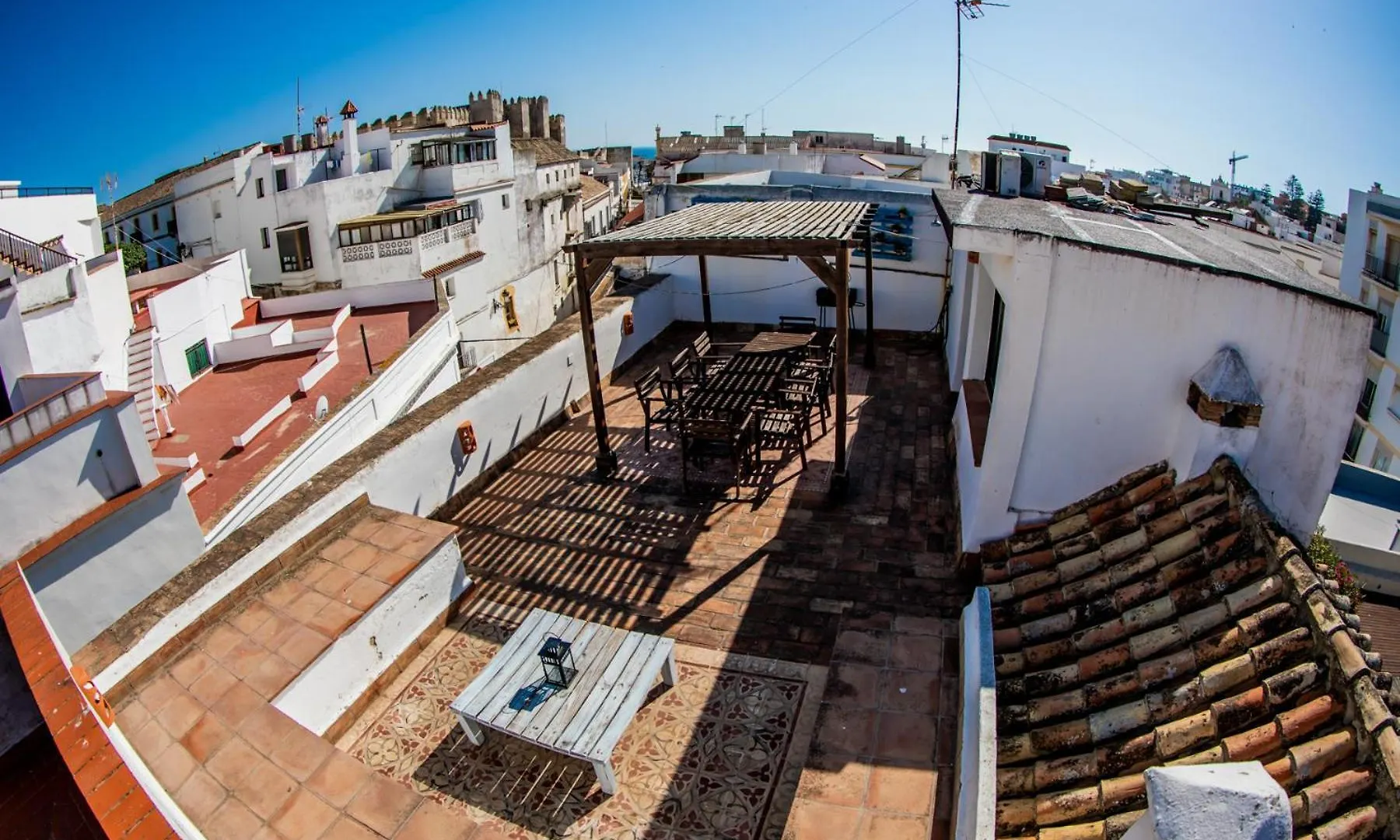 Edificio Reformado Con 2 Pisos En Tarifa Centro Apartment Spain