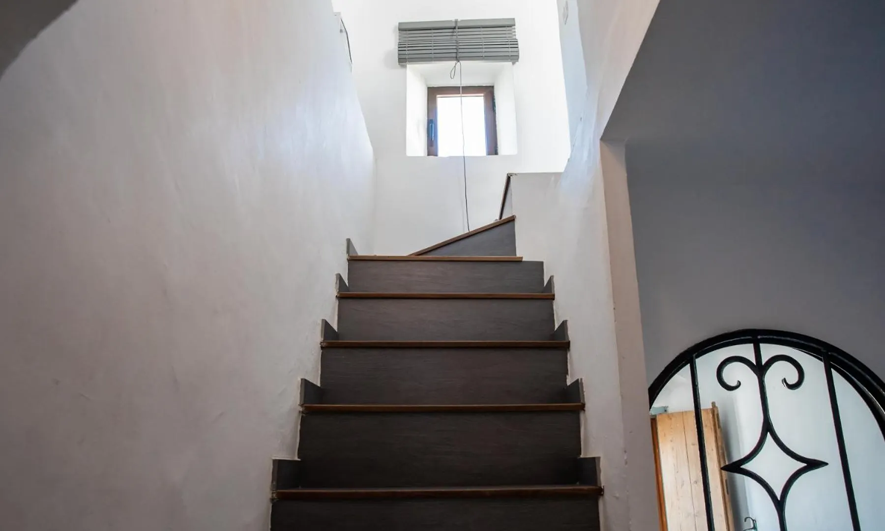 Edificio Reformado Con 2 Pisos En Tarifa Centro Apartment