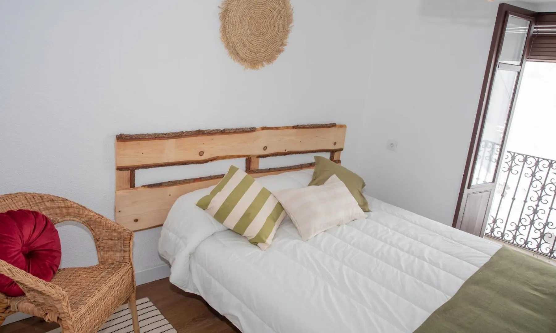 Edificio Reformado Con 2 Pisos En Tarifa Centro Apartment Spain